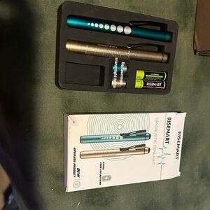 RISEMART Diagnostic Penlight Set